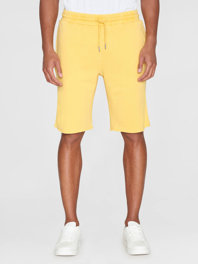 KnowledgeCotton Apparel - MEN BIRCH sweat shorts - GOTS/Vegan Shorts 1429 Misted Yellow