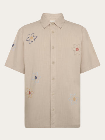 KnowledgeCotton Apparel - MEN Breeze comfort embroidery short sleeve shirt Shirts 1228 Light feather gray