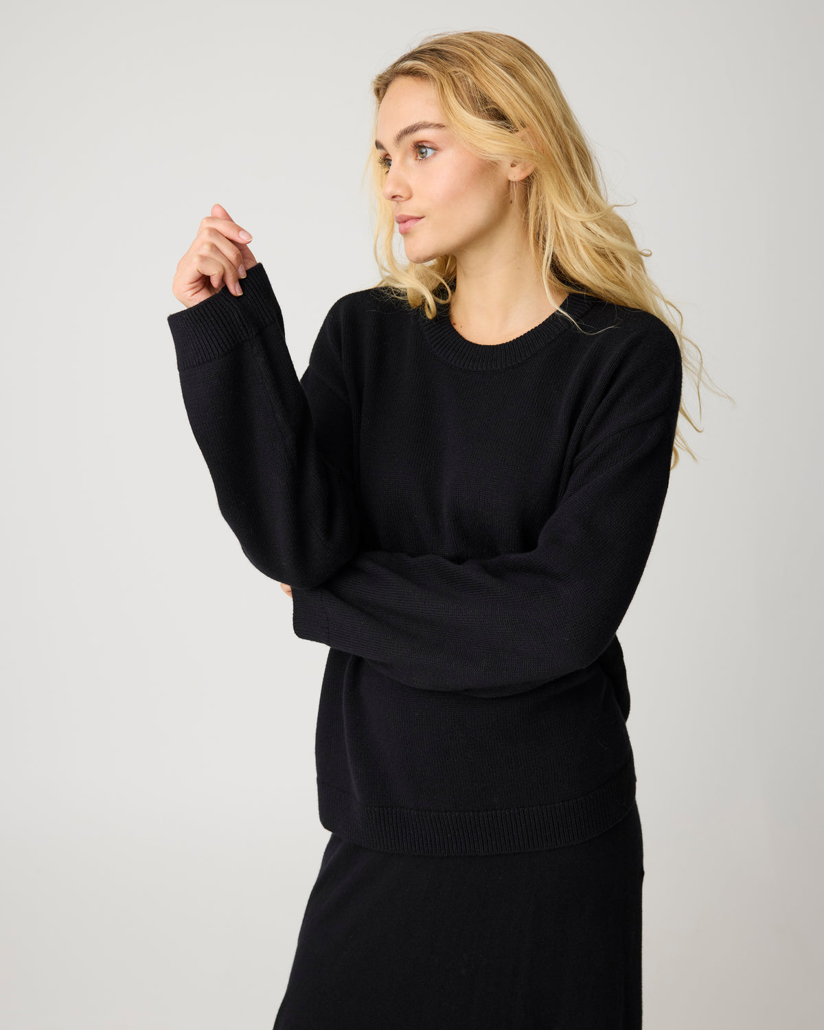 KnowledgeCotton Apparel - WMN Cashmere crew neck sweater Knits 1300 Black Jet