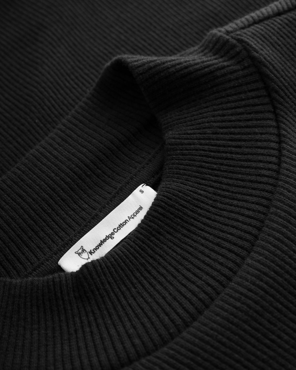 KnowledgeCotton Apparel - WMN High neck rib top T-shirts 1300 Black Jet