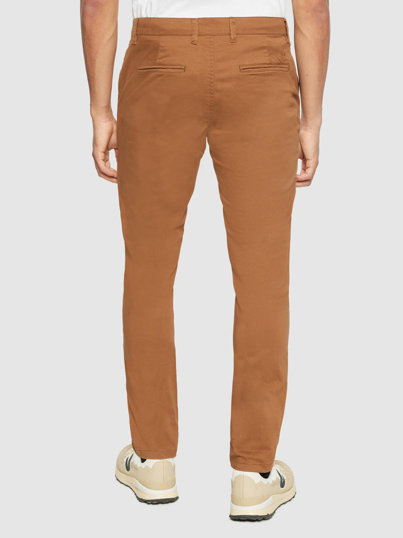 KnowledgeCotton Apparel - MEN LUCA slim twill chino pants Pants 1121 Dachshund