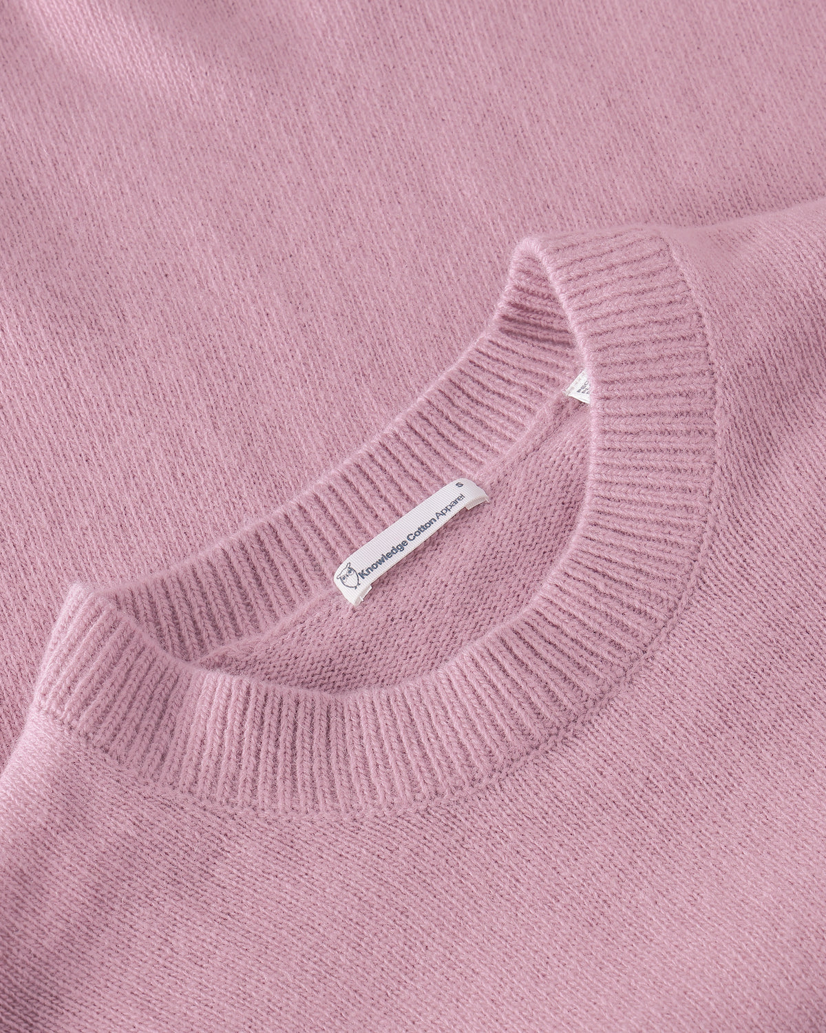 KnowledgeCotton Apparel - WMN Lambswool crew neck sweater Knits 1503 Orchid Haze