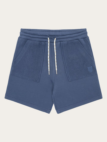 KnowledgeCotton Apparel - WMN POSEY wide fit mid-rise sweat shorts - GOTS/Vegan Shorts 1226 Vintage Indigo