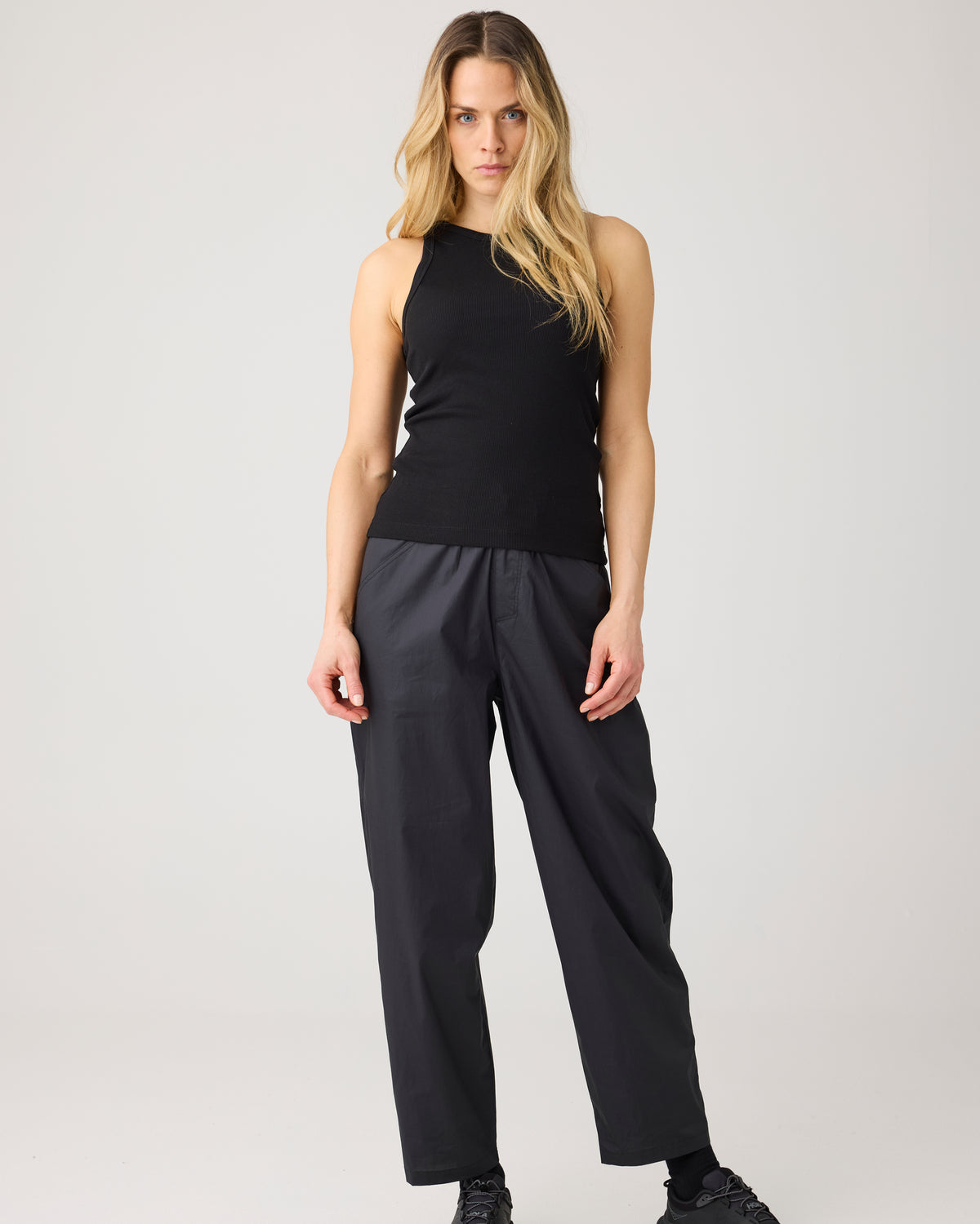 KnowledgeCotton Apparel - WMN Racer rib top T-shirts 1300 Black Jet