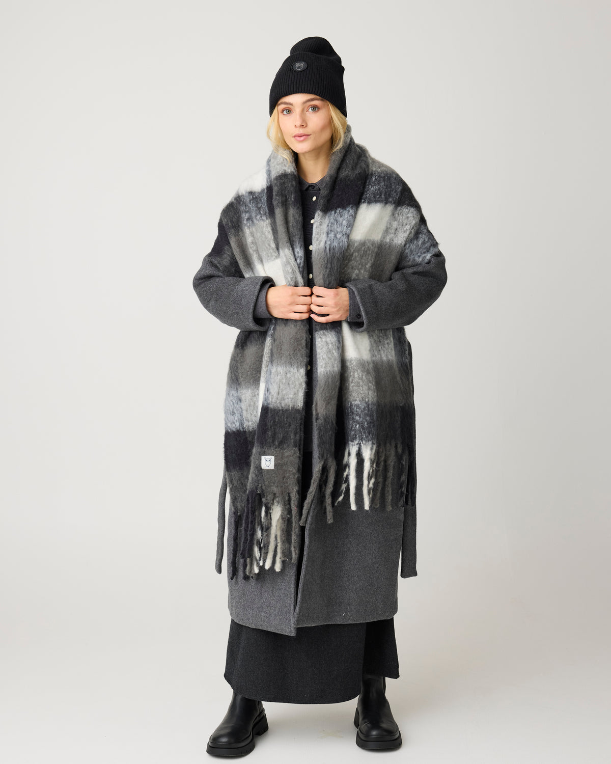 KnowledgeCotton Apparel - UNI Recycled fringe scarf Scarfs 7003 Black check
