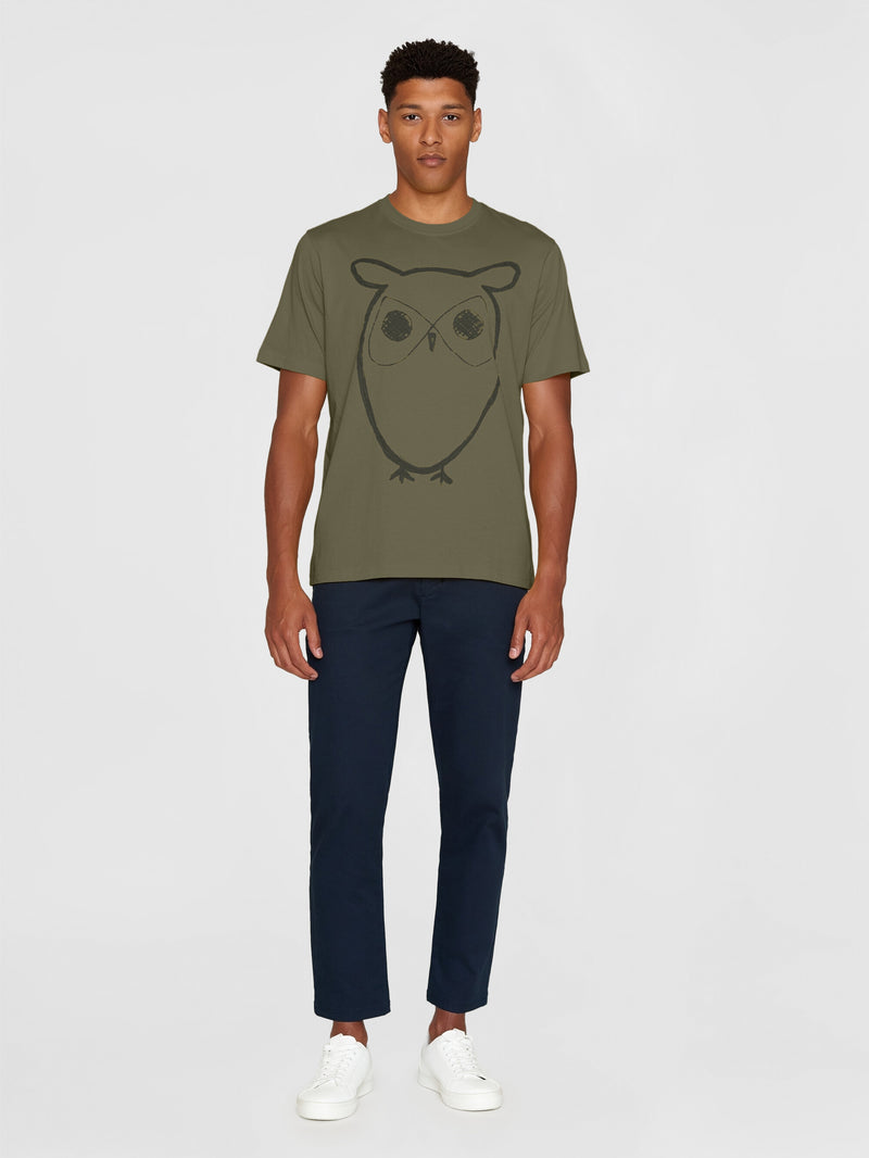 KnowledgeCotton Apparel - MEN Regular big owl front print t-shirt - Regenerative Organic Certified™ - GOTS T-shirts 1068 Burned Olive