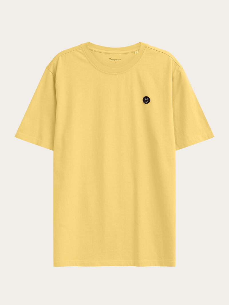 KnowledgeCotton Apparel - MEN Regular fit Badge t-shirt T-shirts 1429 Misted Yellow