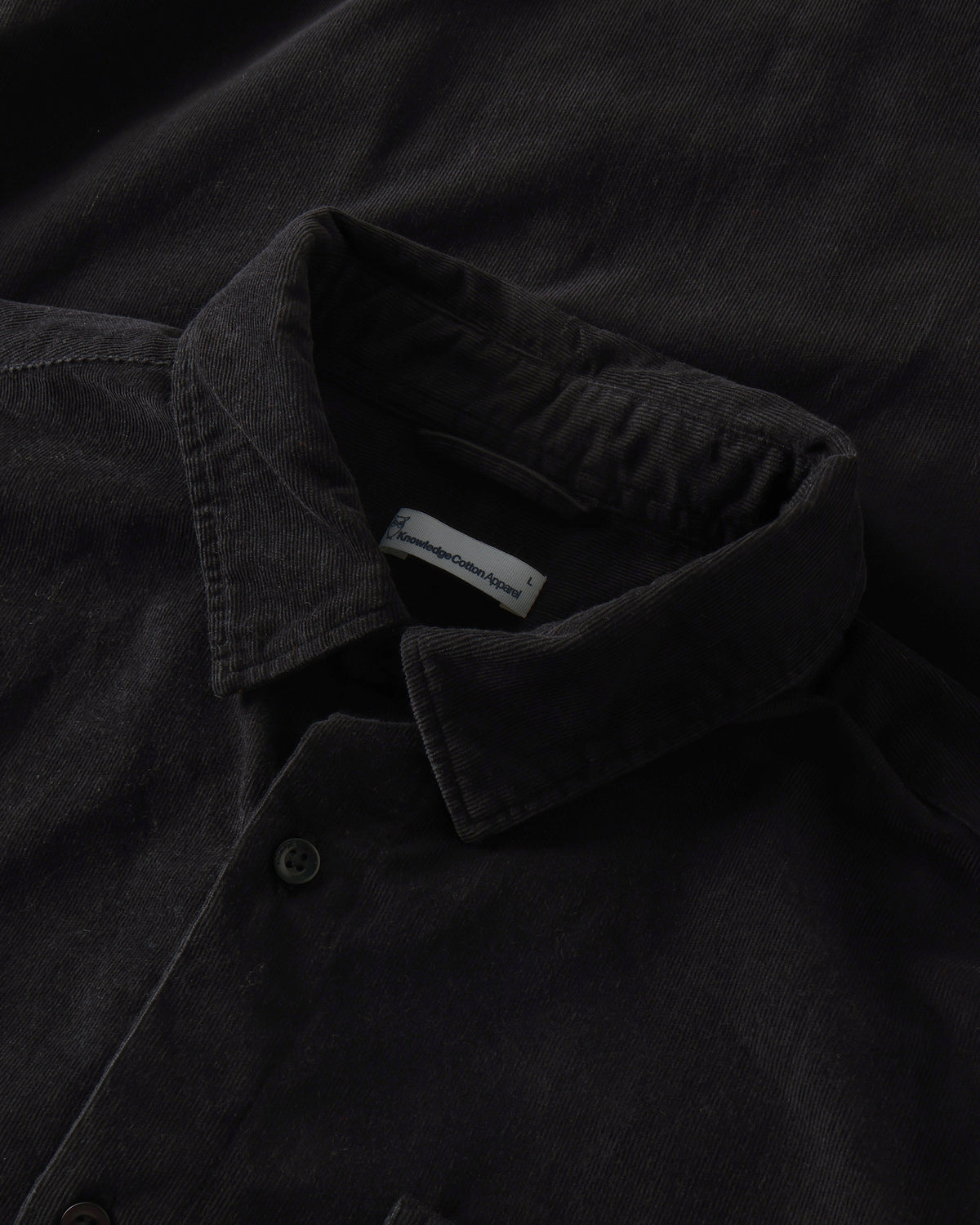 KnowledgeCotton Apparel - MEN Regular fit corduroy shirt Shirts 1300 Black Jet