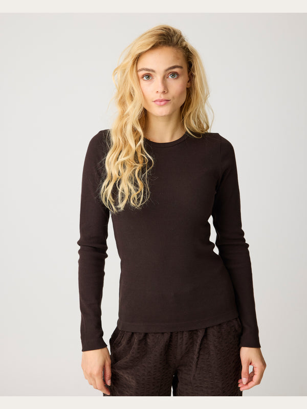 KnowledgeCotton Apparel - WMN Rib Scoop neck long sleeved Long Sleeves 1487 Chocolate Torte