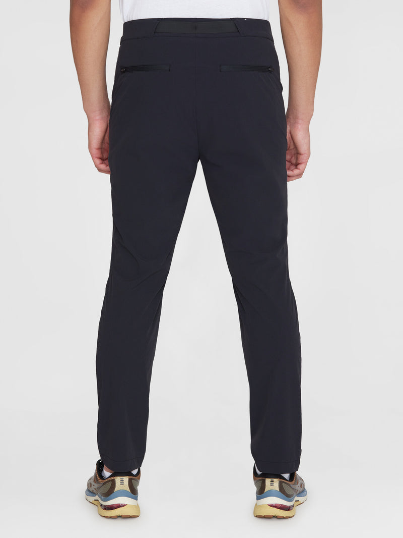 KnowledgeCotton Apparel - MEN TIM tapered elastic waist string pants - GRS/Vegan Pants 1300 Black Jet