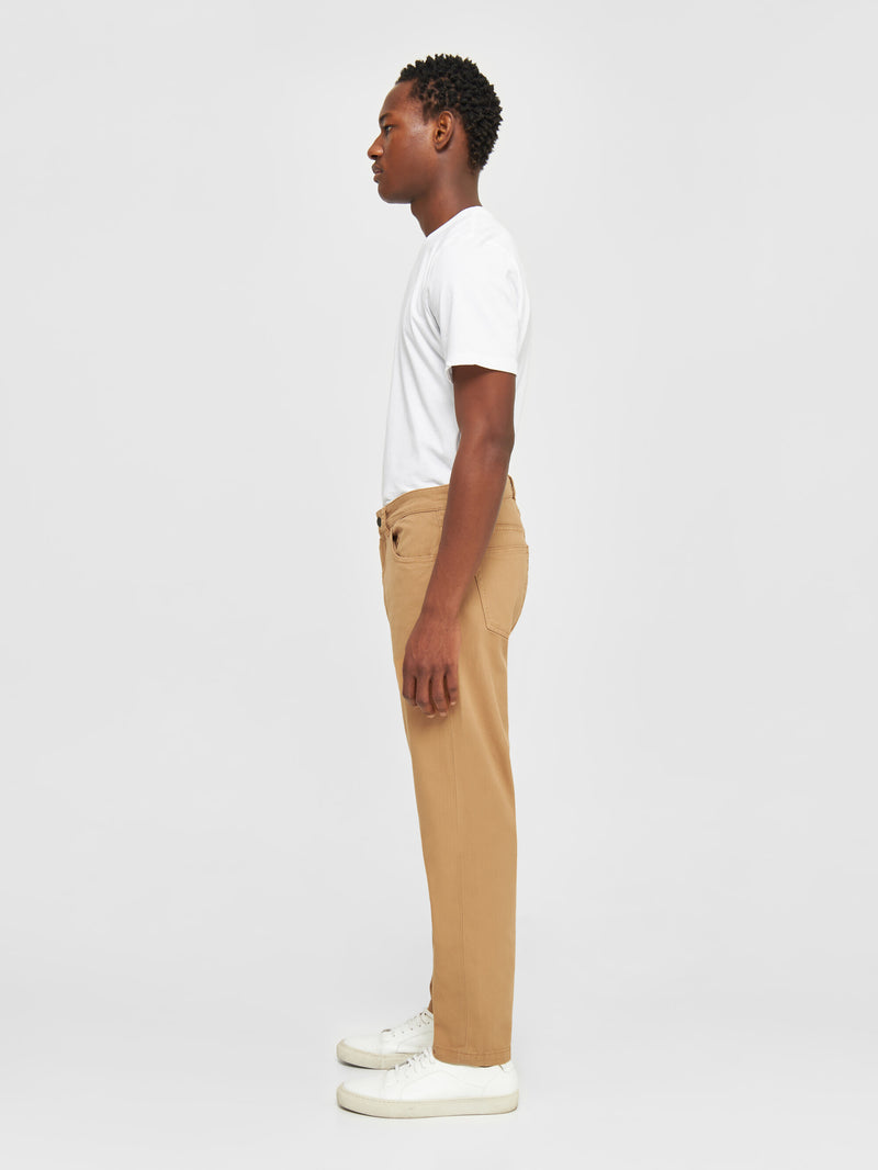 KnowledgeCotton Apparel - MEN TIM tapered fit canvas 5-pocket pants Pants 1366 Brown Sugar