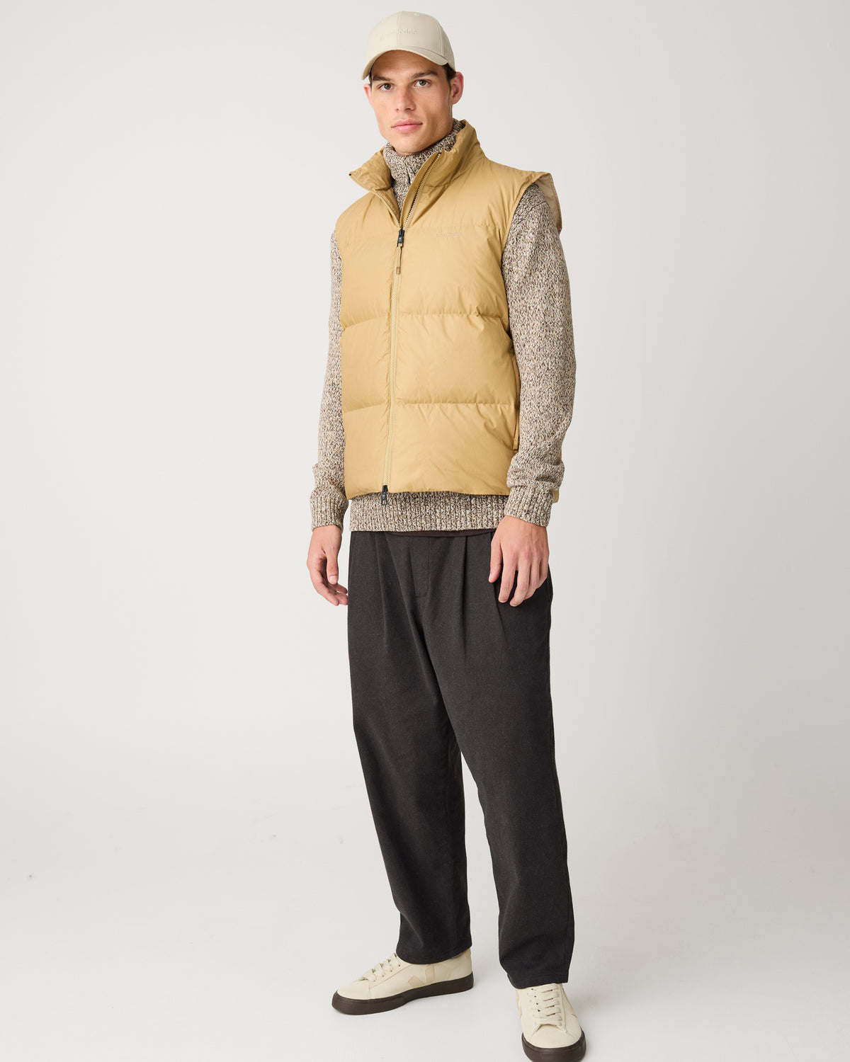 KnowledgeCotton Apparel - MEN Vent 90 puffer vest Vests 1336 Kelp melange