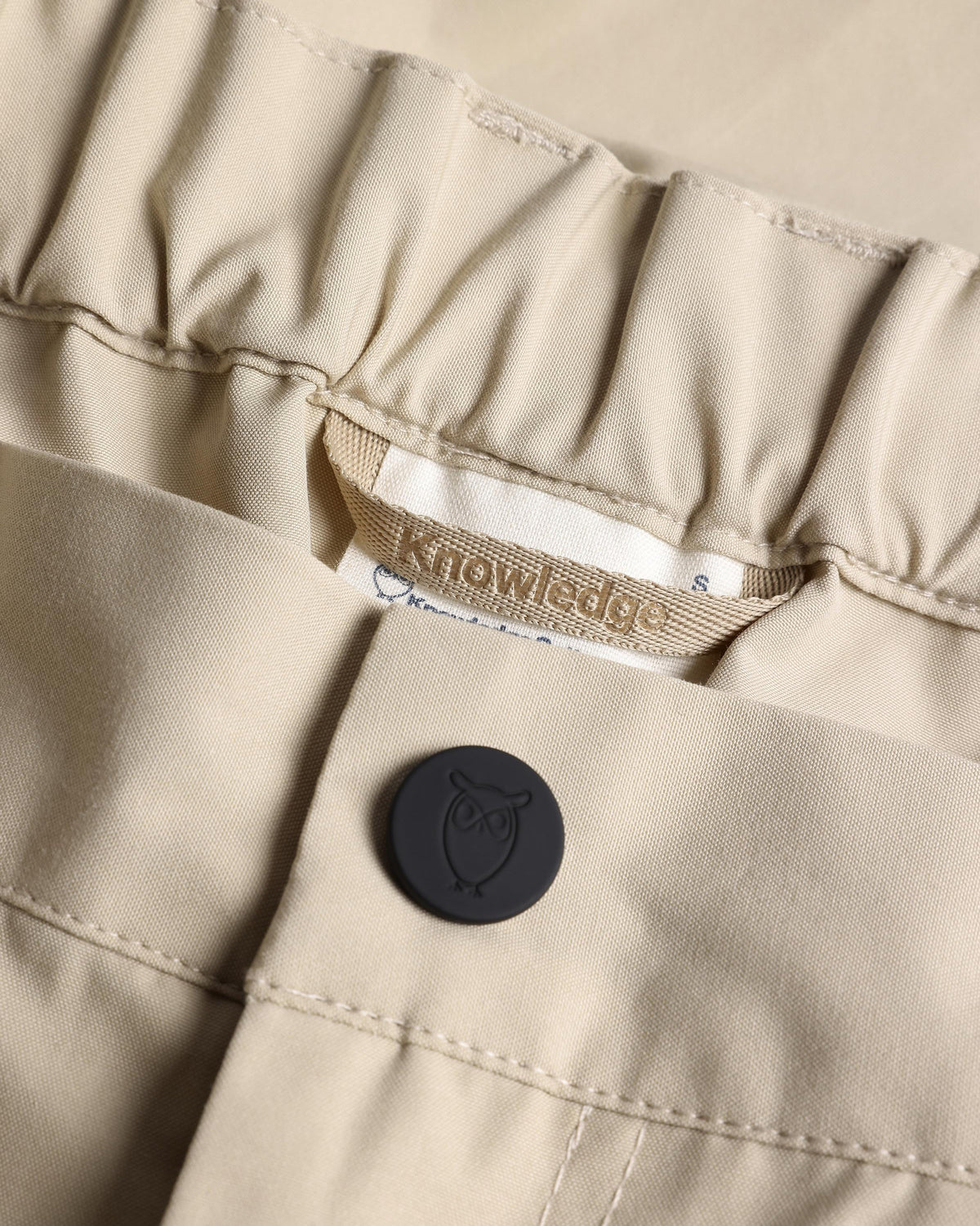 KnowledgeCotton Apparel - WMN Vent canvas 200 shorts Shorts 1228 Light feather gray